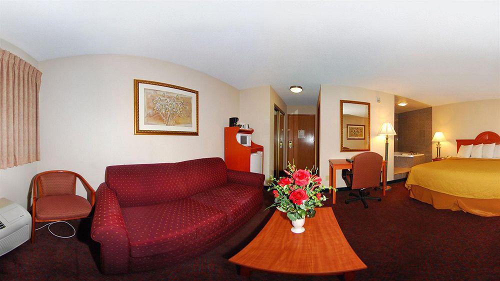 Quality Inn & Suites Lacey Olympia Esterno foto